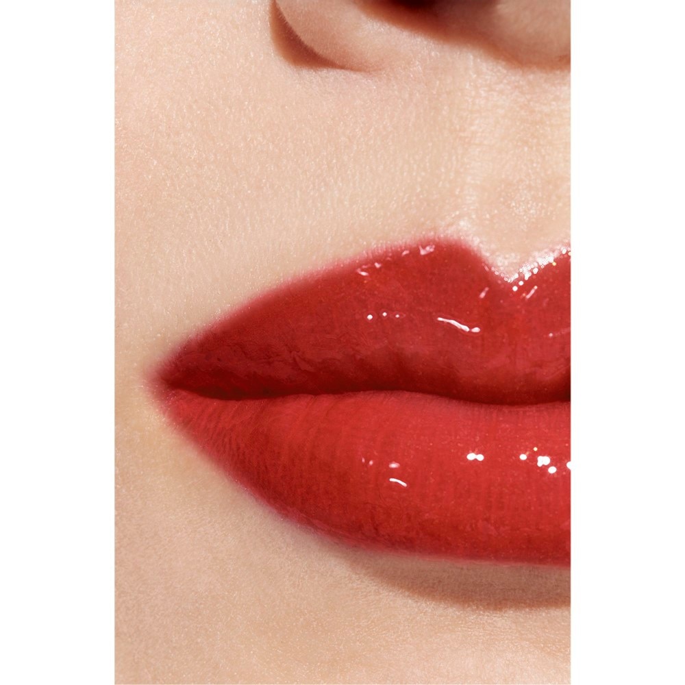 BRILLO DE LABIOS INTENSO HIDRATANTE Y ALISANTE
